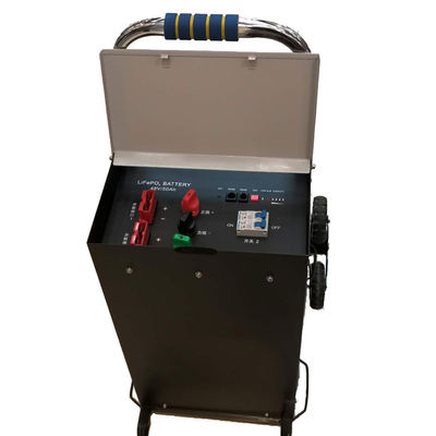 Batería LifePO4 para almacenamiento de energía solar de 48V 50Ah montada en la pared Tipo de barra de conexión