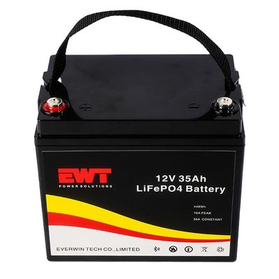 La batería del scooter es de 12V 35AH Batería recargable con función Bluetooth