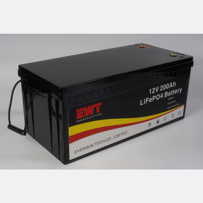 Batería de litio y fosfato de hierro de 12 V Capacidad nominal 200 Ah Aplicaciones marinas 150 A Corriente de descarga Competitiva