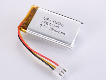 LP673048 3.7V 1000MAH Batería de iones de litio fabricantes 3.7V 1C Batería de litio polímero de plata para dispositivos electrónicos