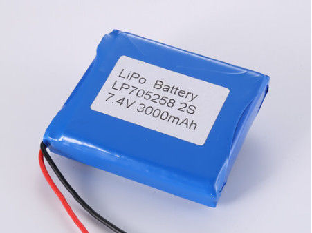 Batería de polímero de litio duradera LP705258 7.4V 3000MAH con tipo de almacenamiento recargable y potente