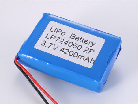 LP724060 3.7V 4200MAH Batería de iones de li para aplicaciones industriales con corriente de descarga de 1C