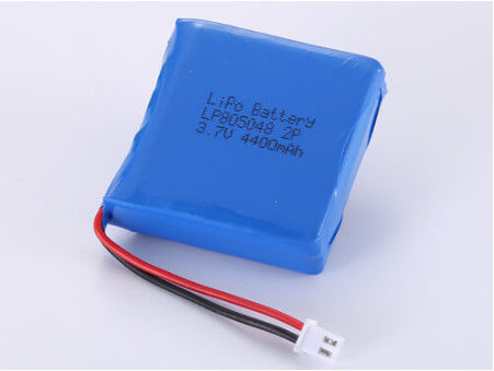 Batería de polímero de litio LP805048 4400MAH de tensión abierta de 3,7V de larga duración para temperaturas extremas de -20C -60C